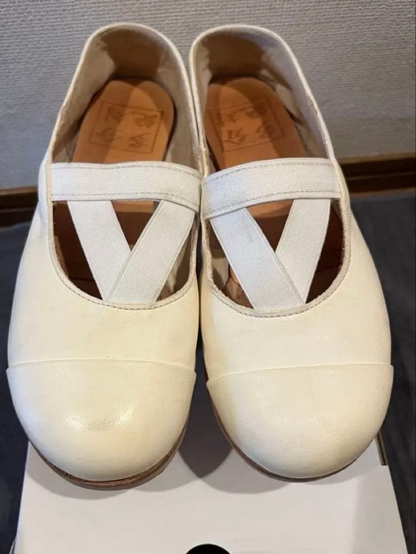 多分絶対　下駄靴　ホワイト 25.5cm