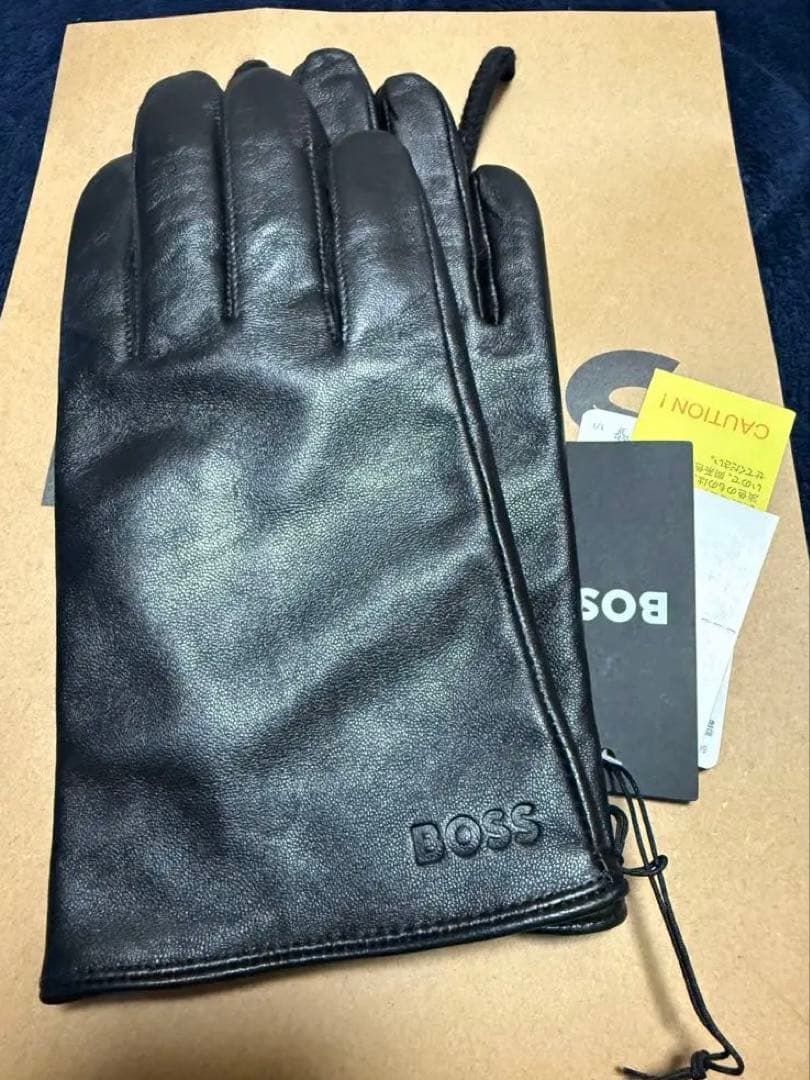 BOSS 黒 レザー手袋