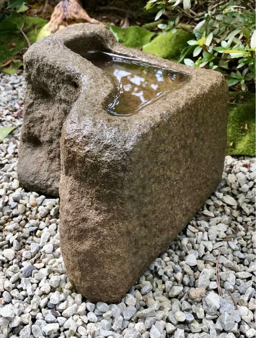 天然石鉢・寄せ植え鉢・水鉢・一輪挿し鉢・多肉植物鉢・オブジェ・置物造園水石飾り石