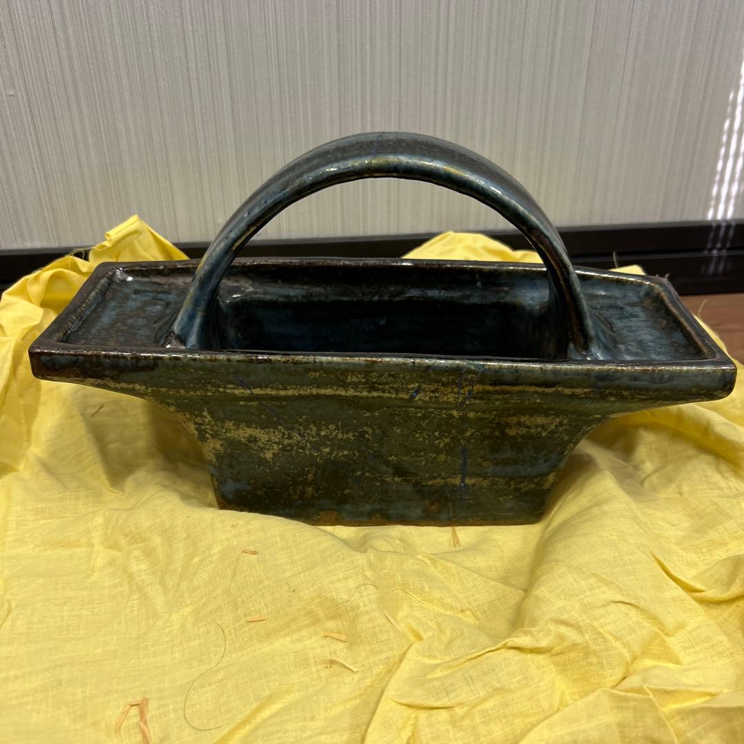 青色陶器 花器 持ち手付き