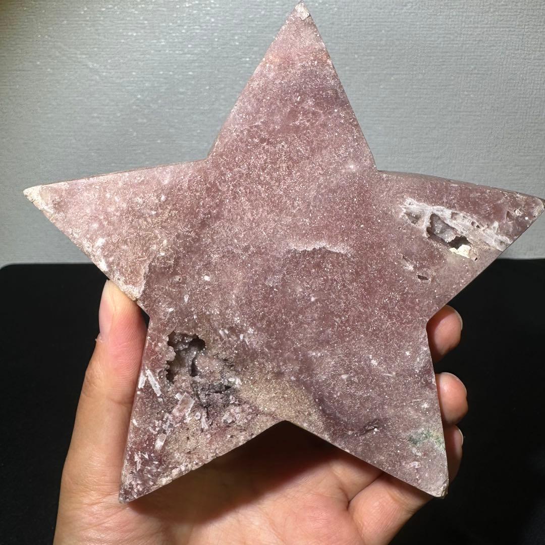 天然石ピンクアメジストの星　置物　彫物　台座付きNO.061510