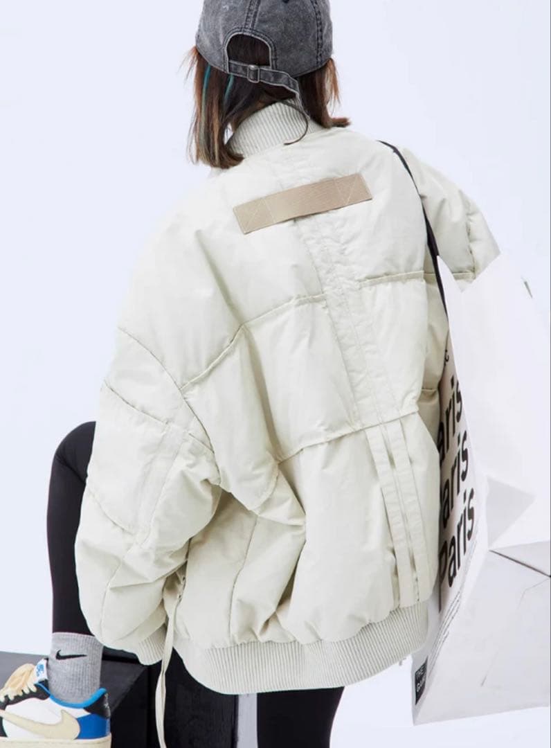 CHIEライトグレー ボリュームダウンジャケット