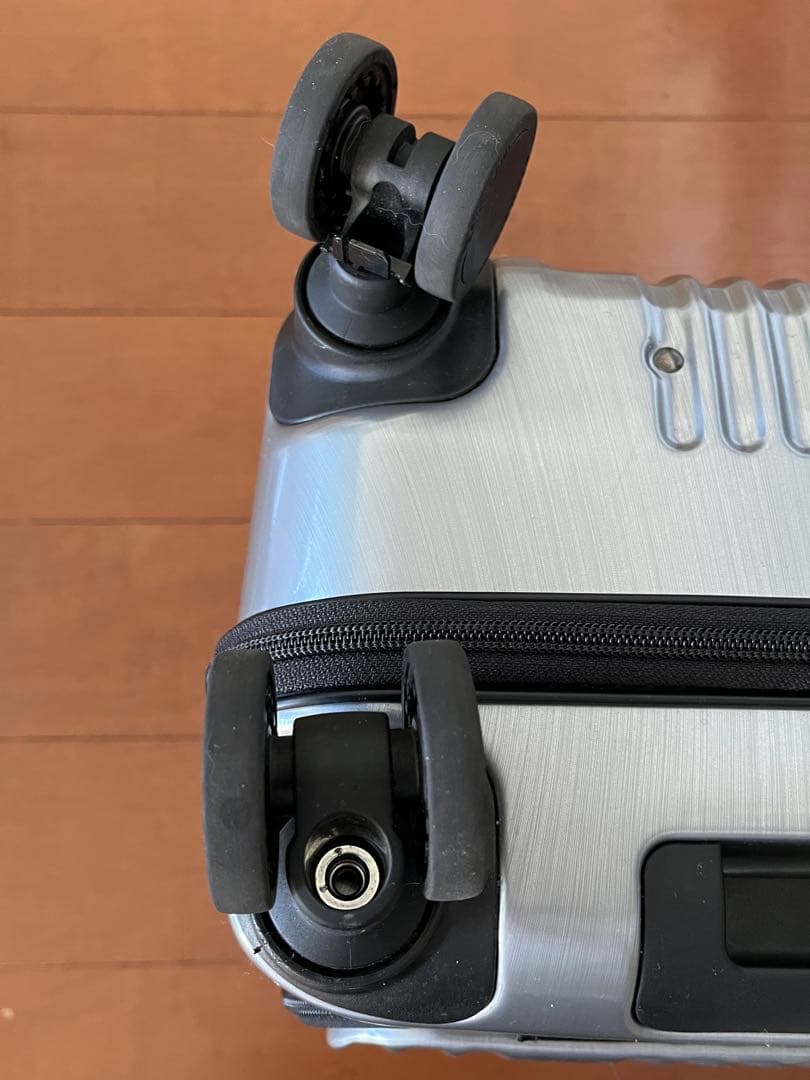 スーツケース キャリーケース BERMAS 35L シルバー TSA LOCK