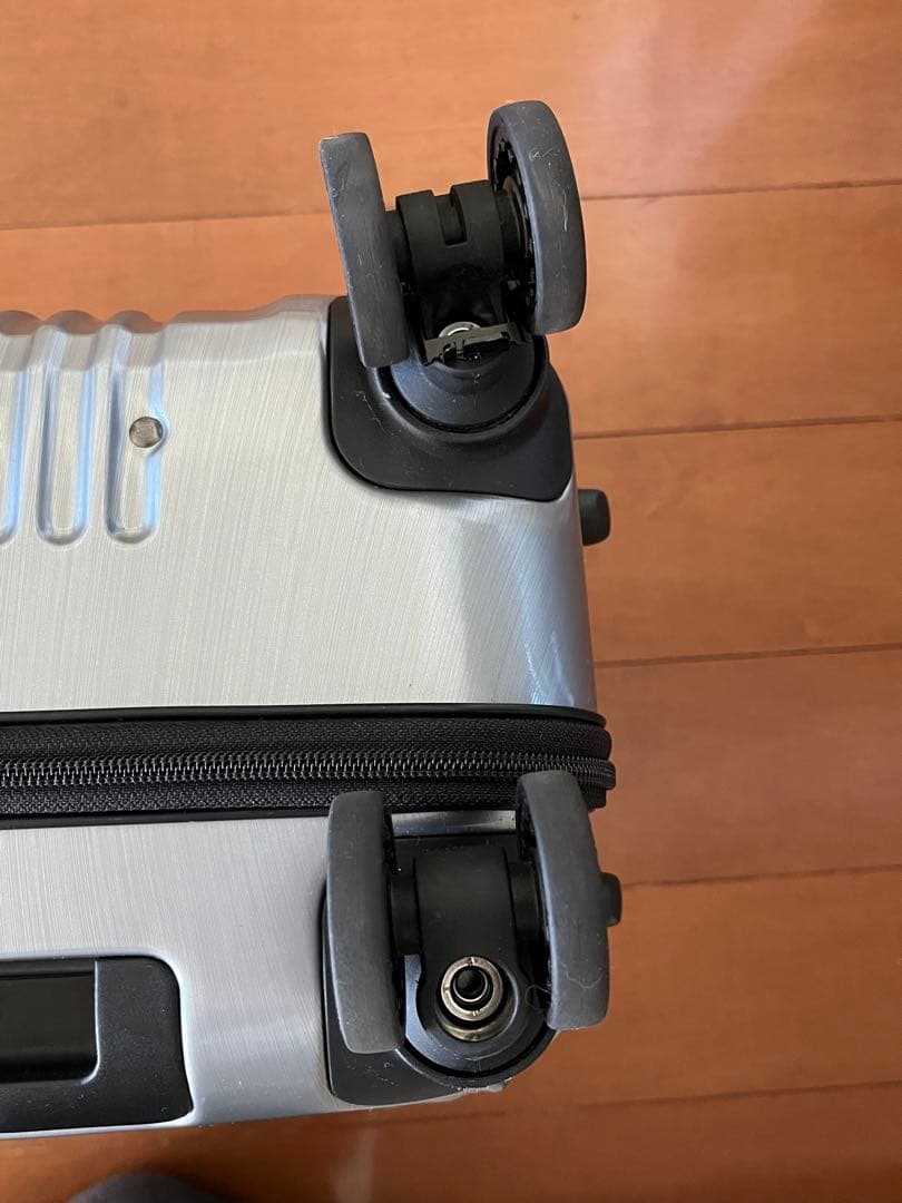 スーツケース キャリーケース BERMAS 35L シルバー TSA LOCK