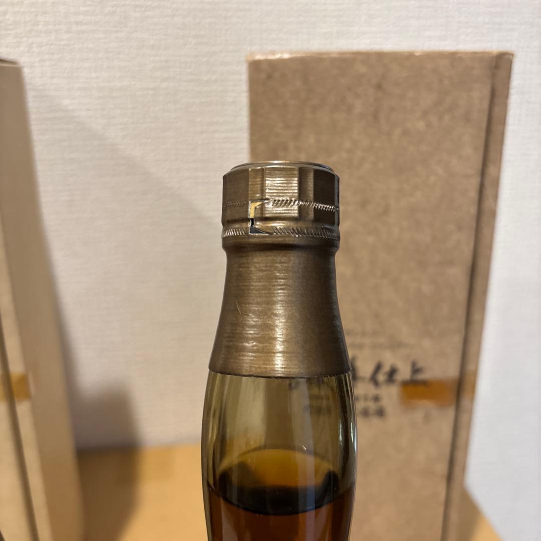 サントリーピュアモルトウイスキー　木桶仕込、古樽仕上　2点セット　箱付き　（2）