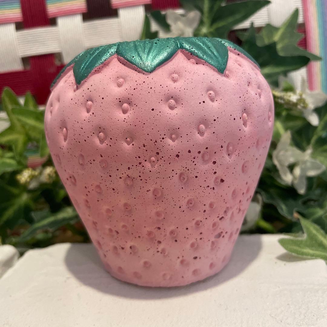 442★strawberry モルタル雑貨　（お任せ植物付き）486