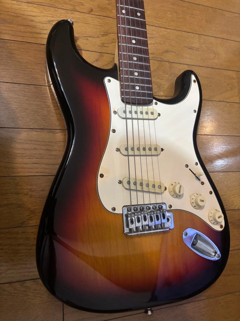 バッカスストラトキャスター 美品
