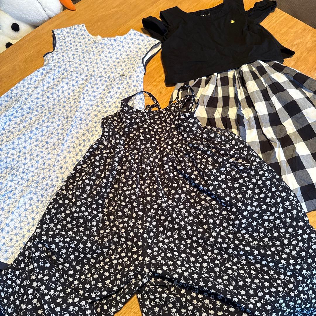 ワンピースとノースリーブセット