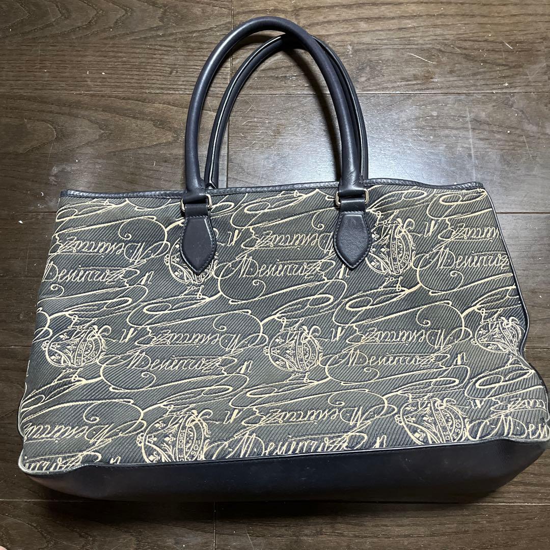 【ベルルッティ】トゥジュール スクリット アラベスク キャンバス　ランド