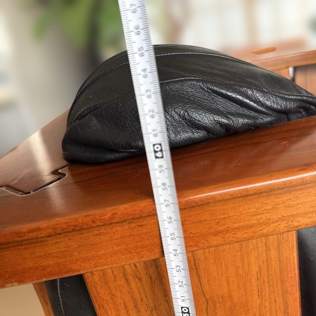 レア　Luciano Frigerio イタリア　黒レザー 1人掛けソファ