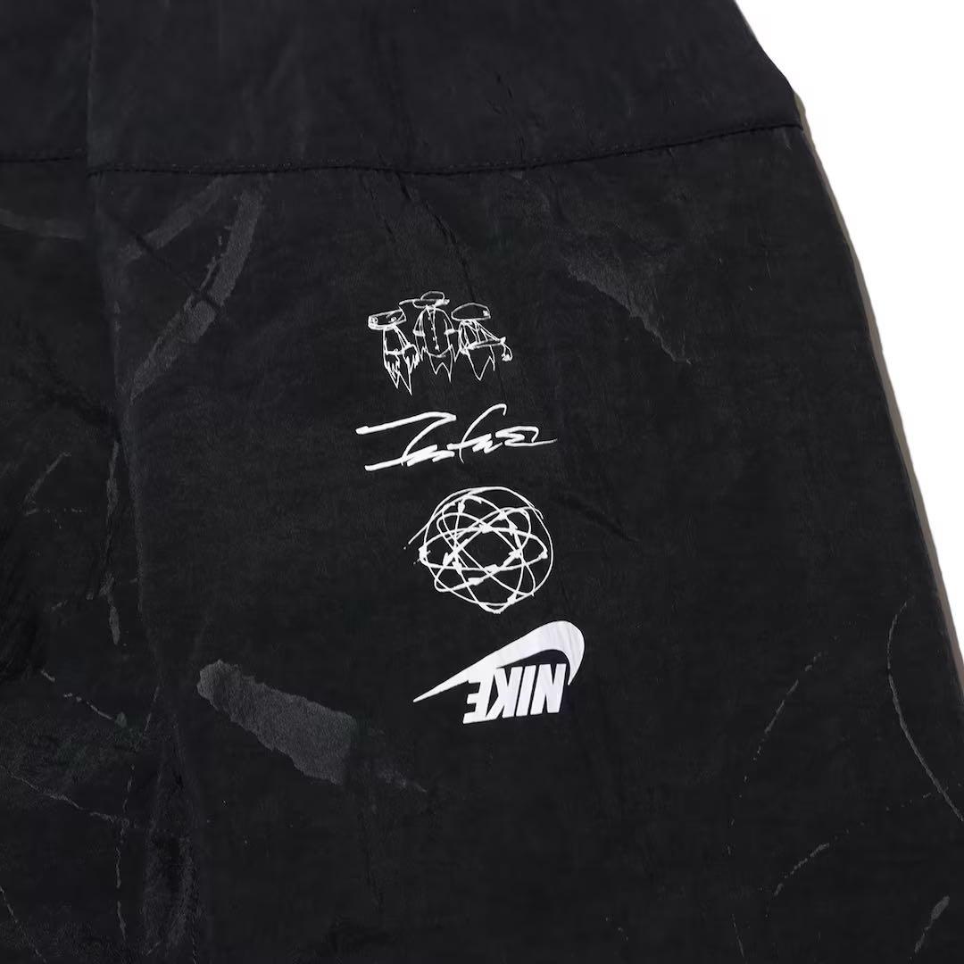 【希少】NIKE×FUTURA ウィンドランナー　ジャケット　Mサイズ