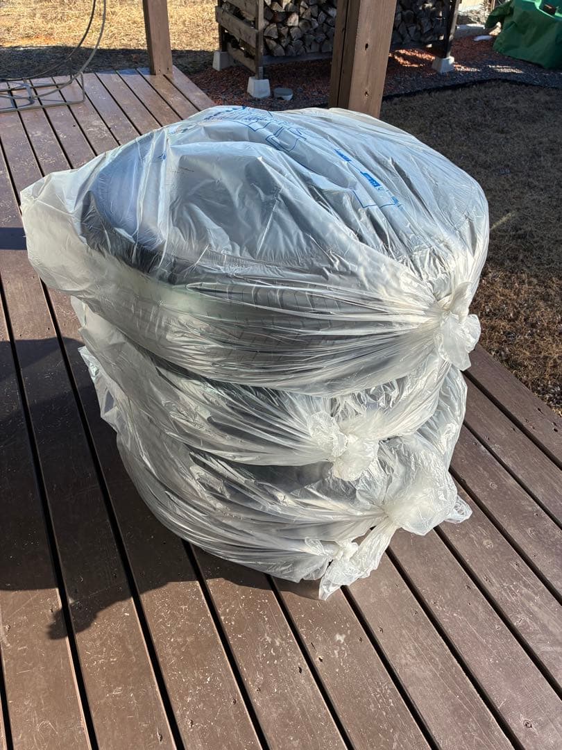 ハイエース新車外し　15インチタイヤ 4本セット　2025年製