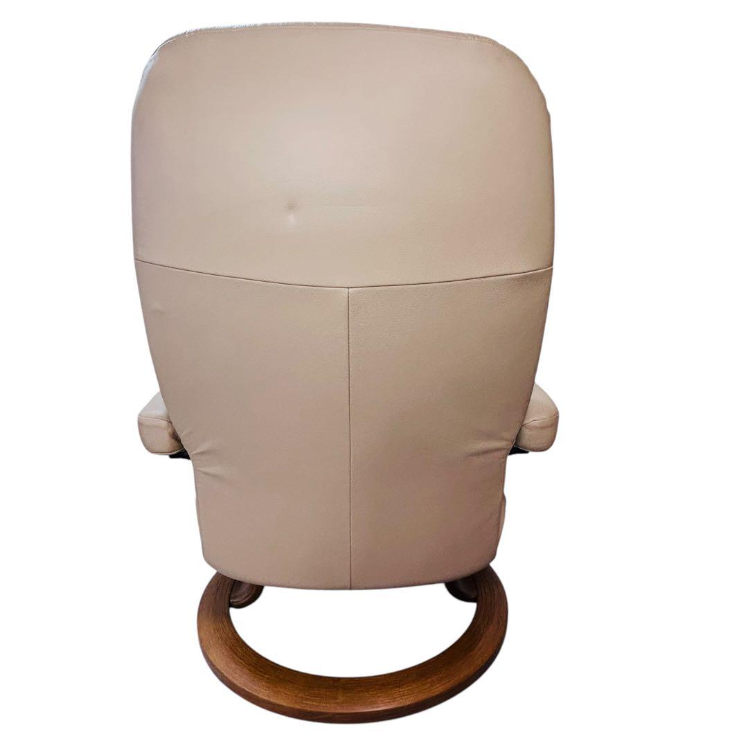 エコーネス ストレスレスチェア コンサル ノルウェー製 オットマン付き ベージュ