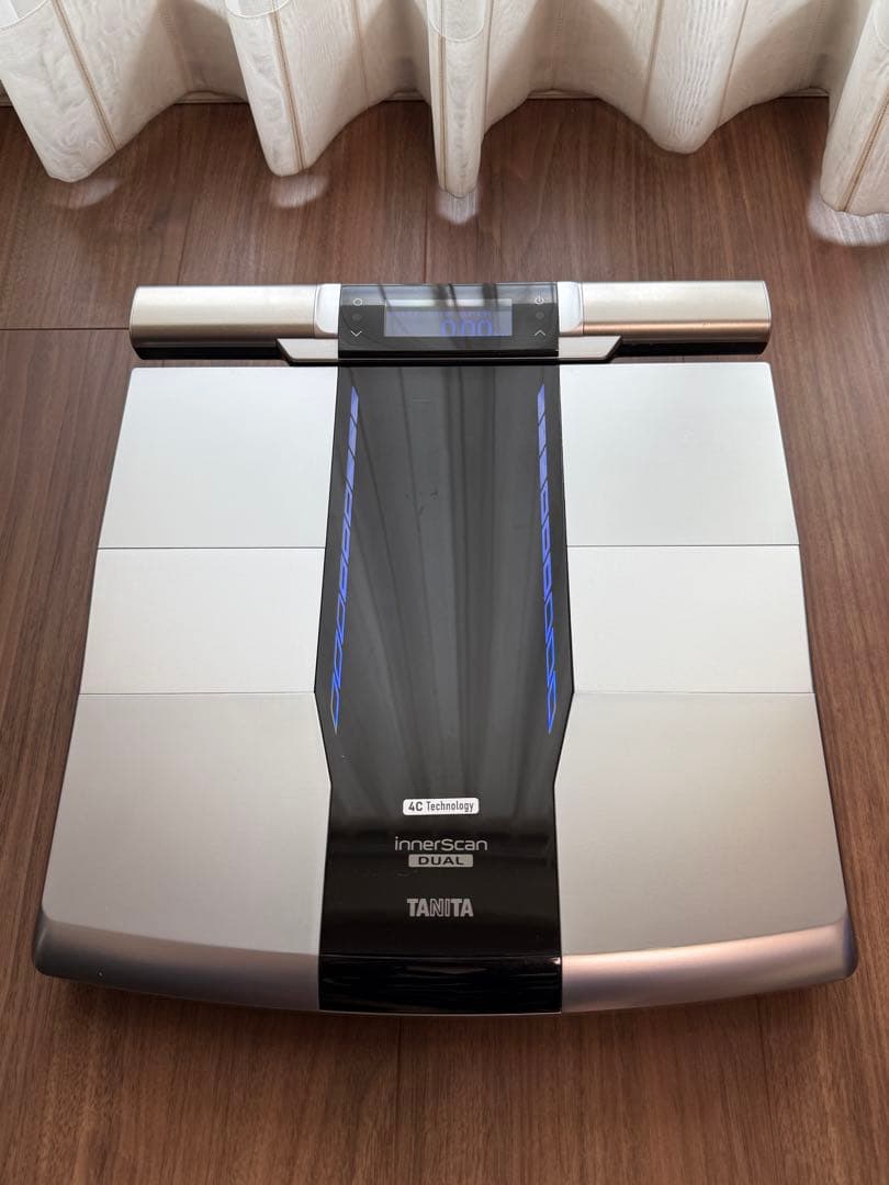 タニタ 左右部位別 体組成計 インナースキャンデュアル RD-804L