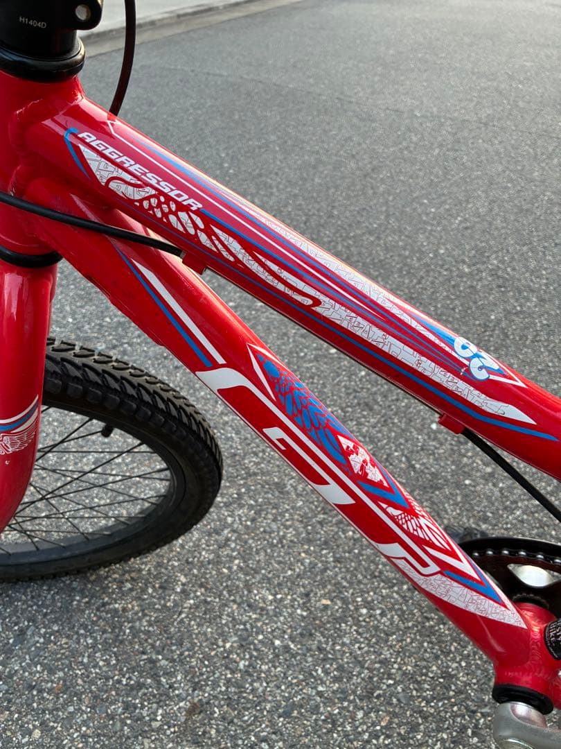 もひかん　GT アグレッサー　20インチ レッド