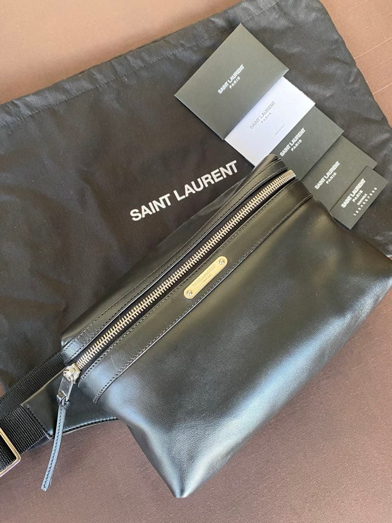 【極美品】Saint Laurent サンローラン ボディバッグ ウエストバッグ