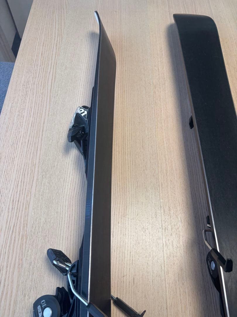 ZUMA krüz スキー板 99cm LOOKビンディング付　収納ケース付