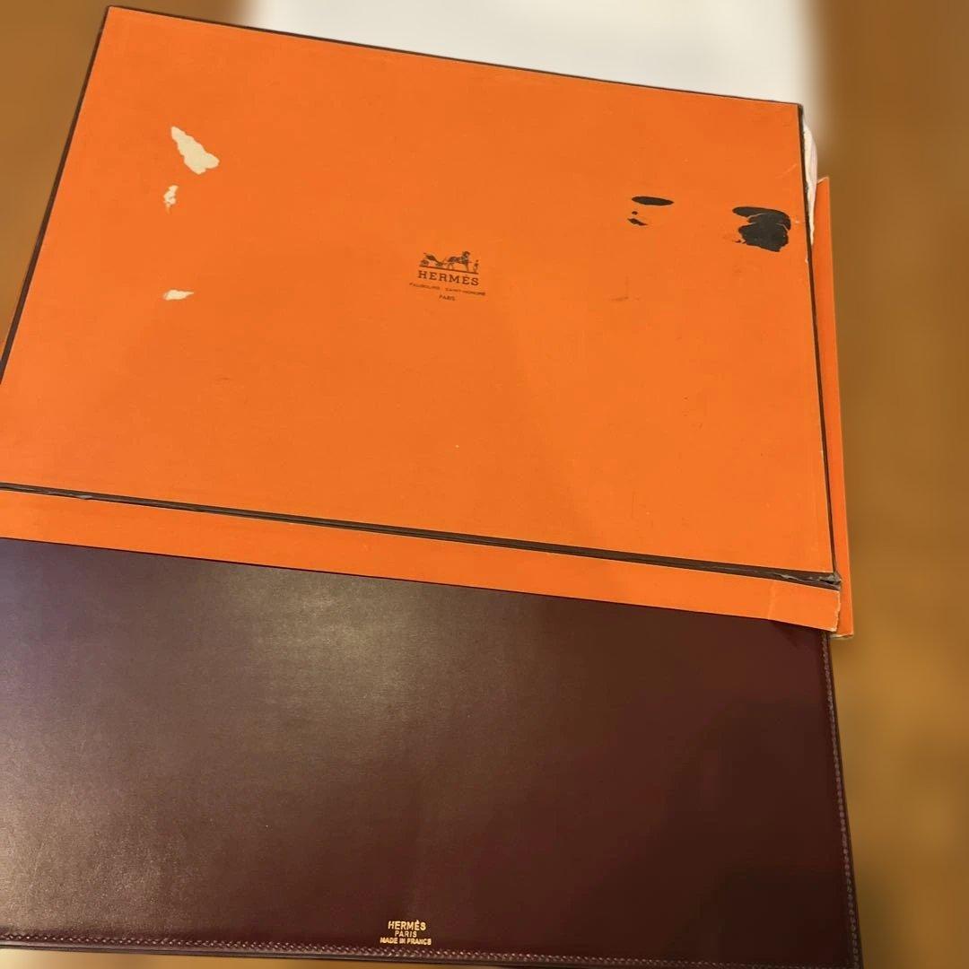 エルメスのサインボード