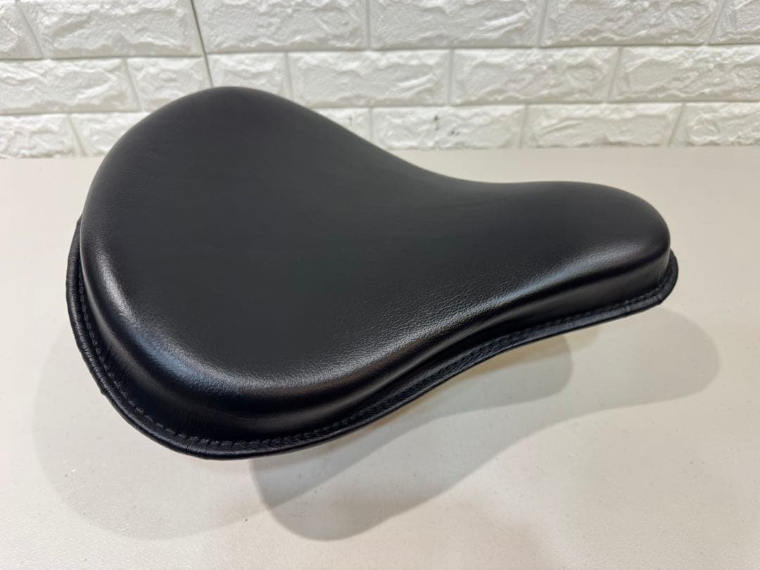 ショベル　サドル　シート　ハーレー　FL H FL FX パン　ソロ　ビンテージ