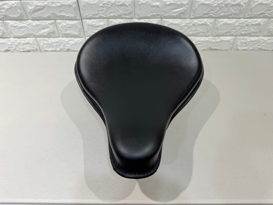 ショベル　サドル　シート　ハーレー　FL H FL FX パン　ソロ　ビンテージ