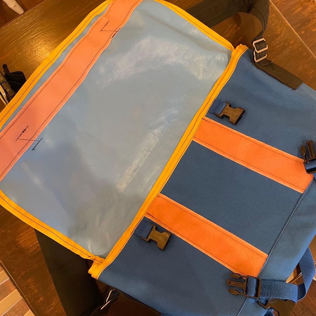 USA製 MER BROOKLYN NY メッセンジャーバッグ 青 ブルー