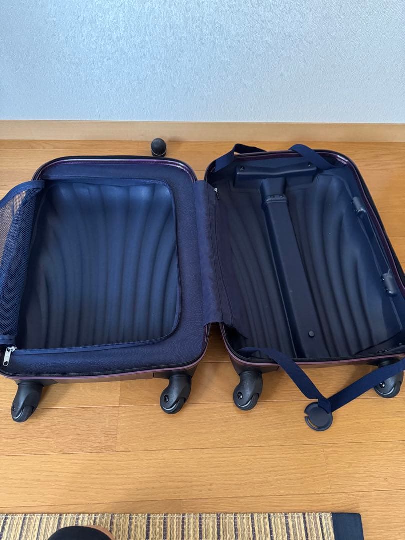 サムソナイト コスモライトスピナー55