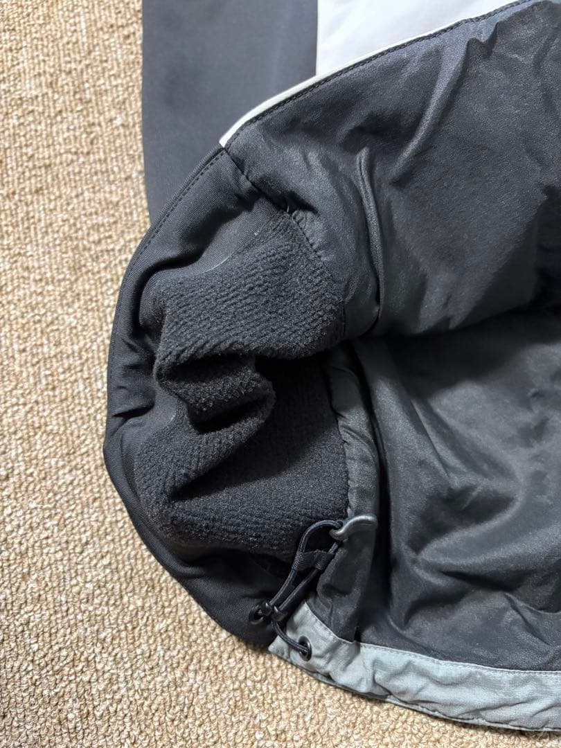 ジャケット・アウター ARC'TERYX x BEAMS Wabi-Sabi Atom Hood