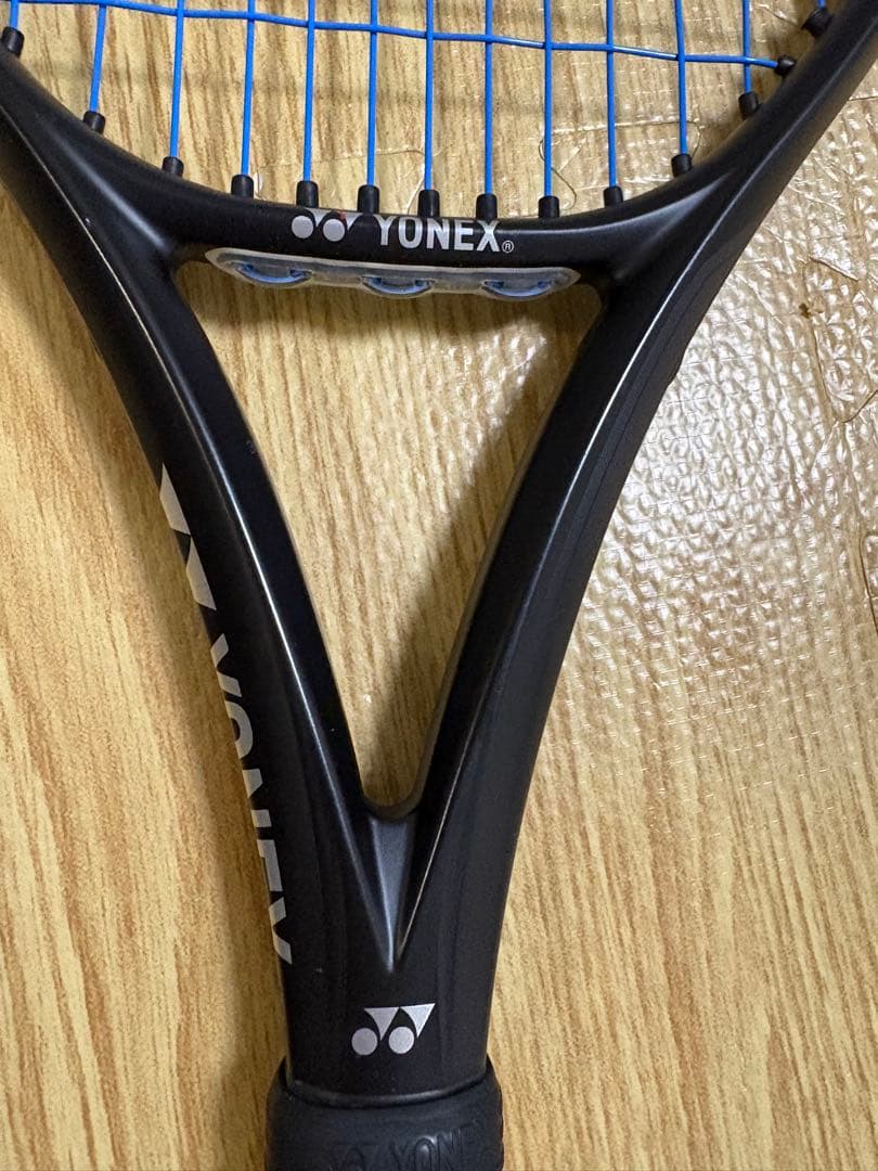 ヨネックス　イーゾーン100 G2