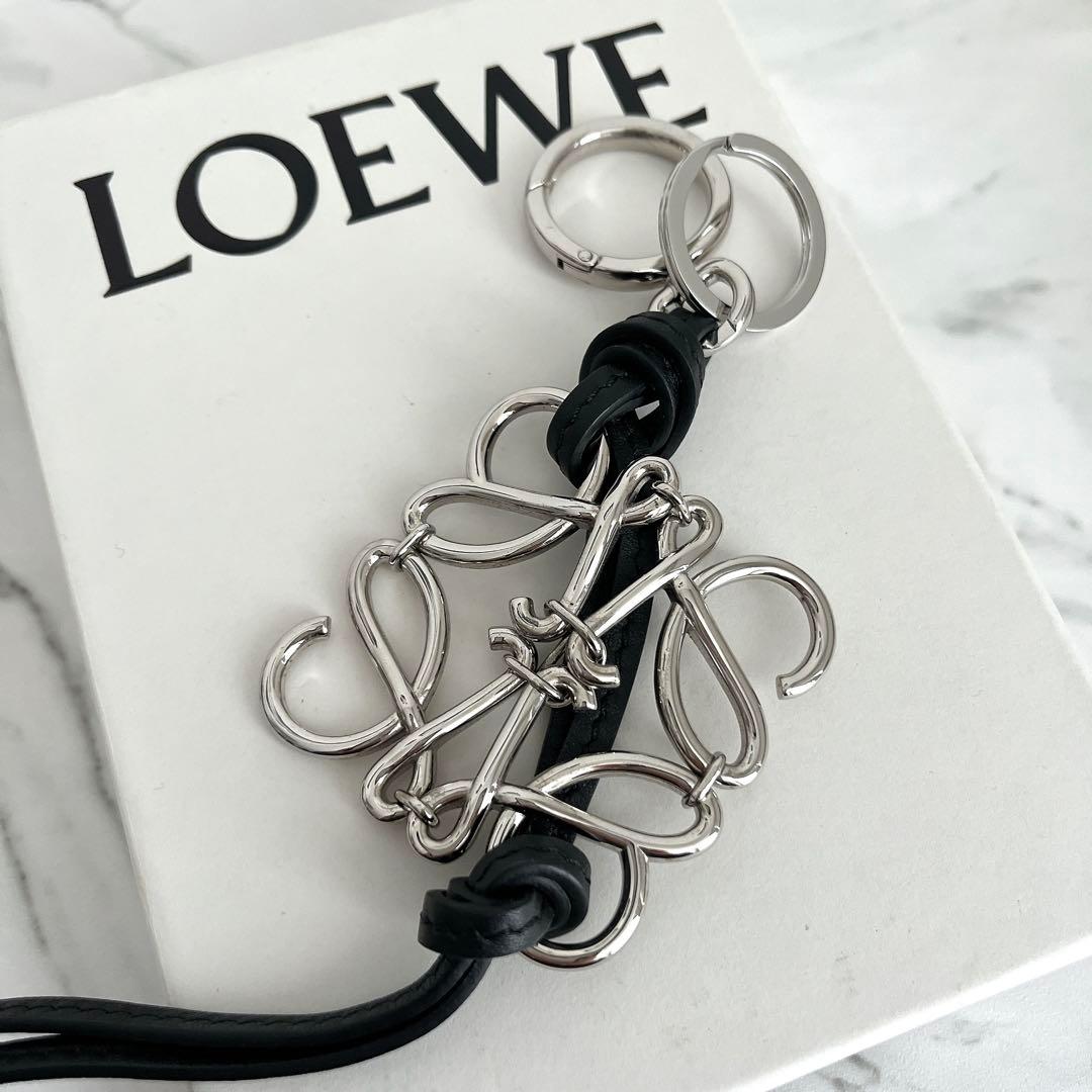 未使用級✨LOEWE アナグラム キーリング シルバー レザー ブラック