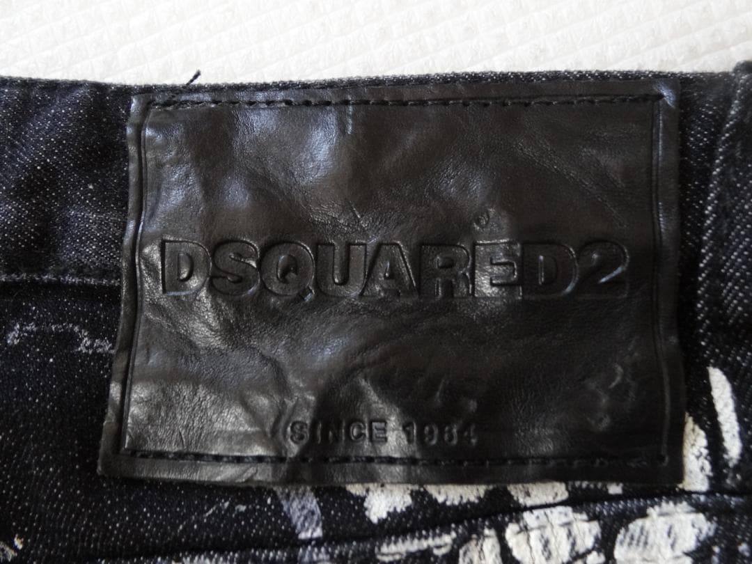 (598）DSQUARED2 ディースクエアード デニム パンツ 総柄 文字