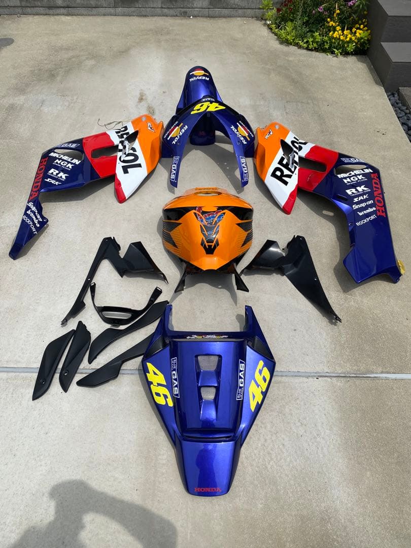 cbr1000rr sc57 04年　社外カウル　RC211V レプソル