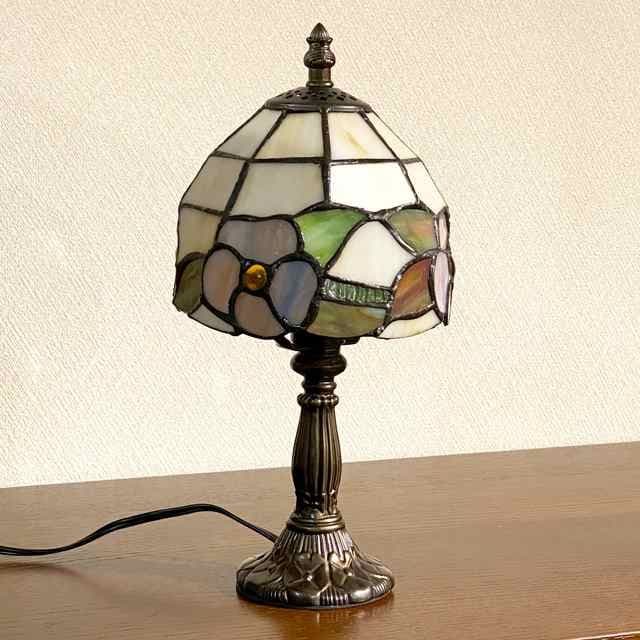 輸入雑貨　ティファニースタイル　エレガント　丸型ステンドグラス　テーブルランプ