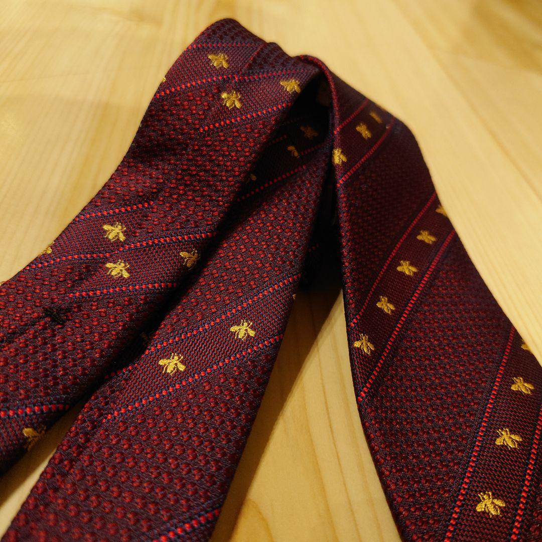GUCCI (グッチ) 希少！【色変！！】ハチ柄 シルクジャカード ネクタイ