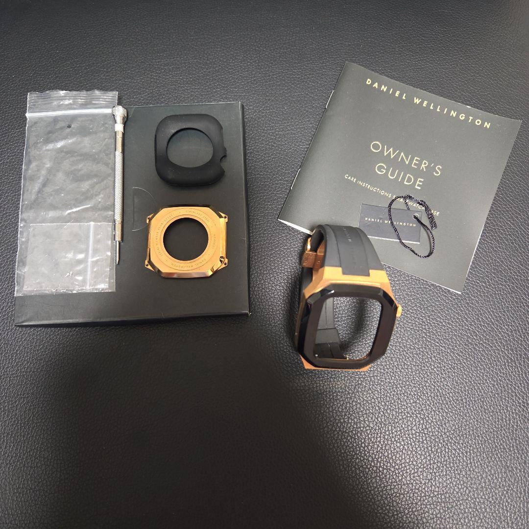 ダニエルウェリントン　アップルウォッチカバー