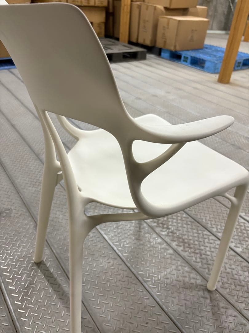 kartell A.I.フィリップ・スタルク