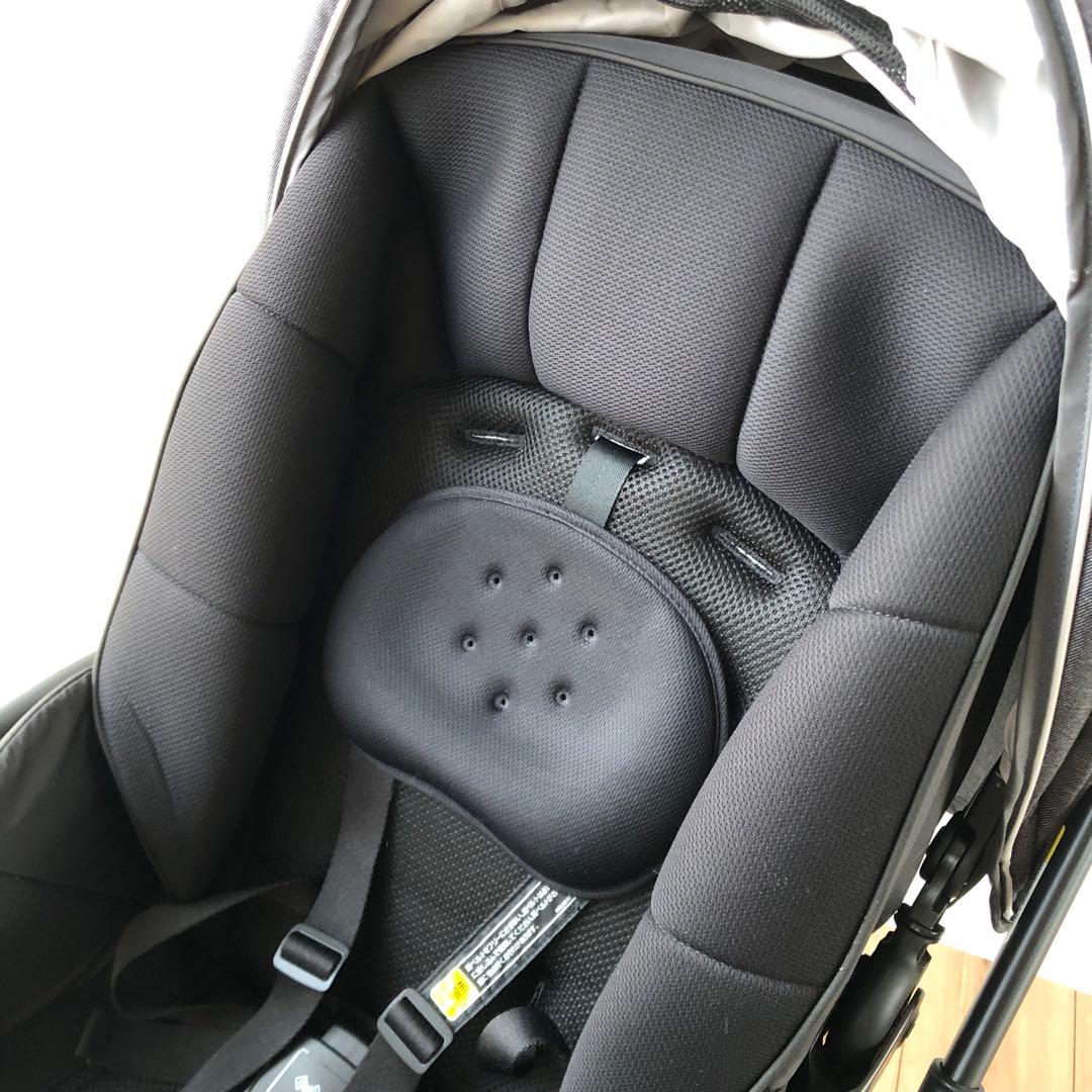 美品　アップリカ　ラクーナクッションAE ベビーカー　軽量　説明書付き　グレー