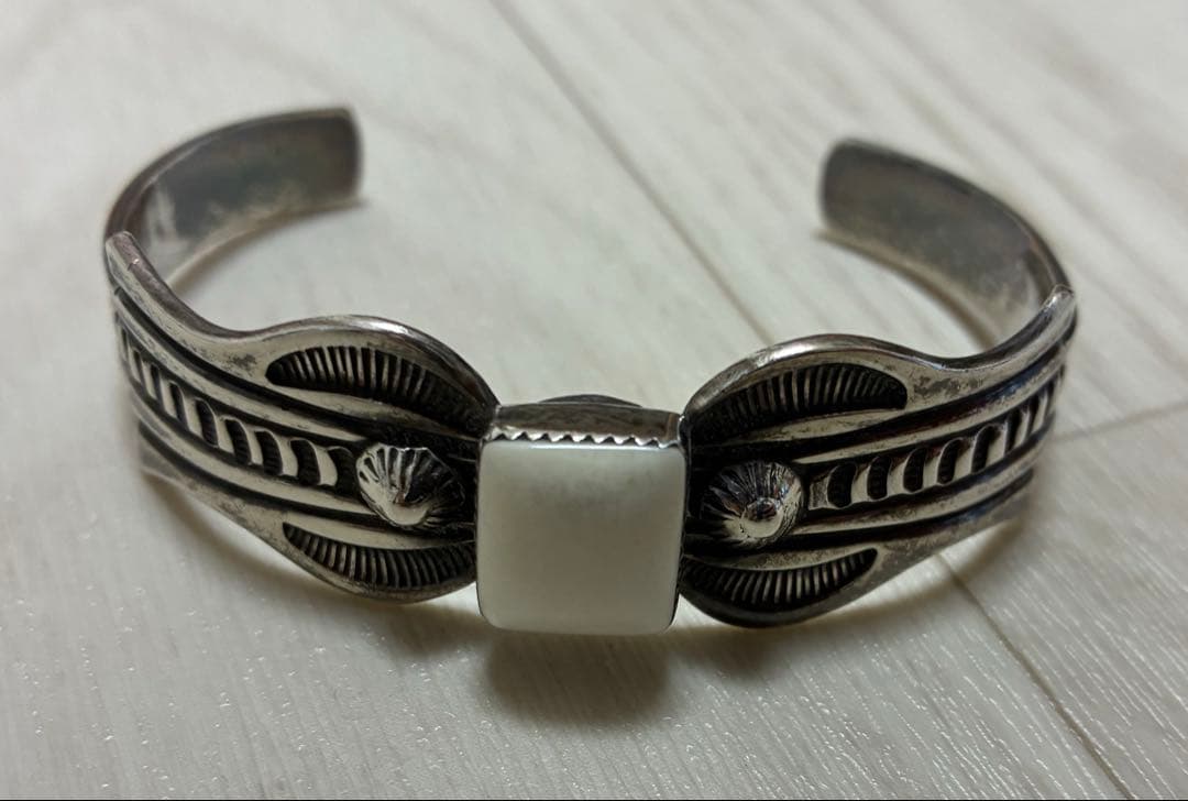 杉*遠様 SAAD ホワイトバッファロー　バングル