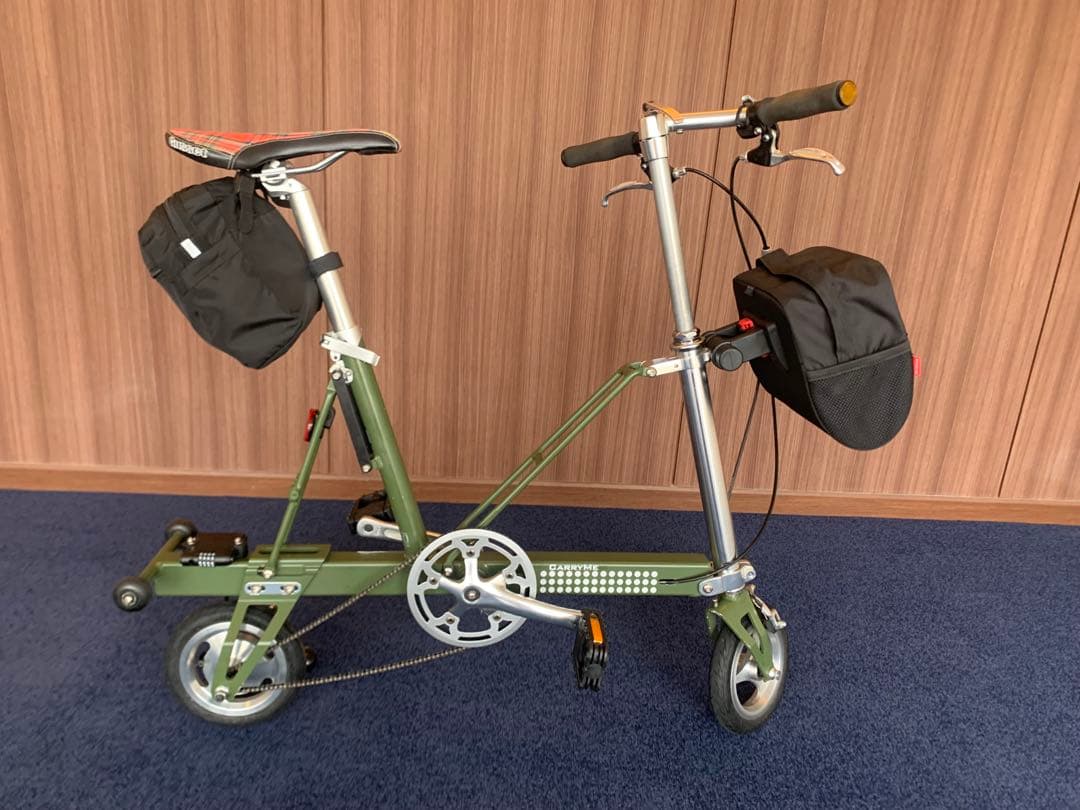 キャリーミーソリッドタイヤ室内保管2020 送料込み　最終価格です。