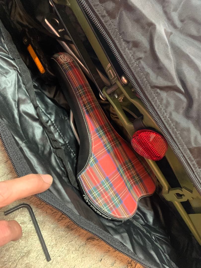 キャリーミーソリッドタイヤ室内保管2020 送料込み　最終価格です。