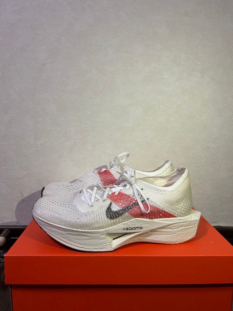 ほぼ新品ヴェイパーフライ3