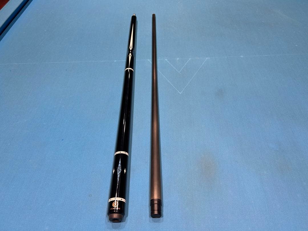 ビリヤードキュー カーボンファイバー 黒