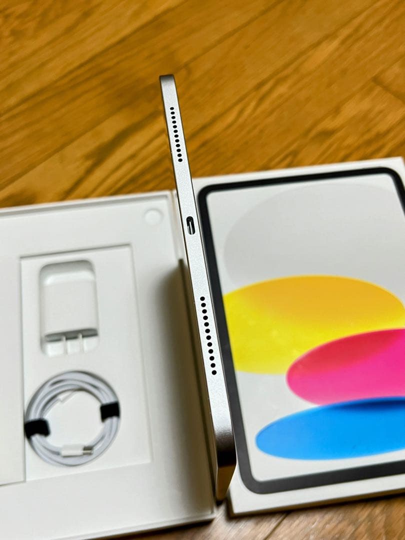 Apple iPad 10 （第10世代）シルバー 256GB Wi-Fiモデル