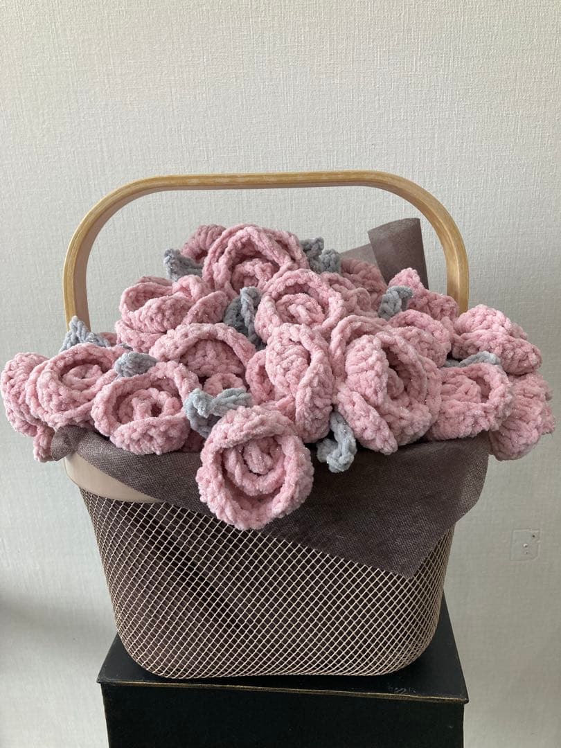 グレーにピンクのバラのブーケブランケット