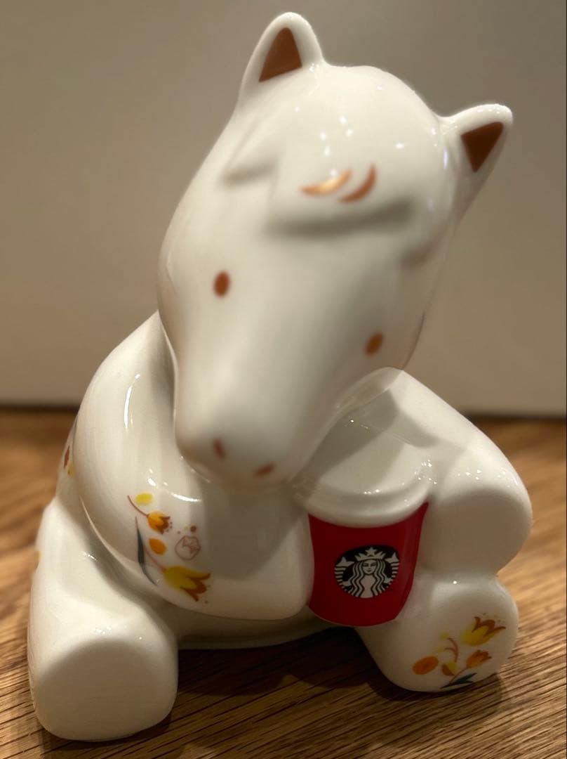 台湾　スターバックス　午年　貯金箱　金馬撲滿