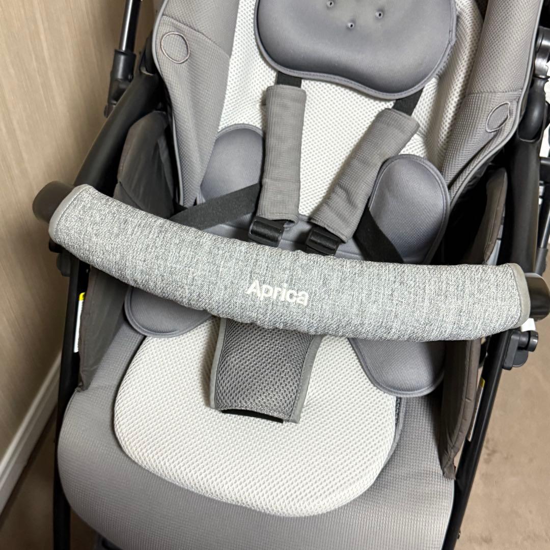 Aprica ラクーナビッテクッション 2021 年モデル　2135143