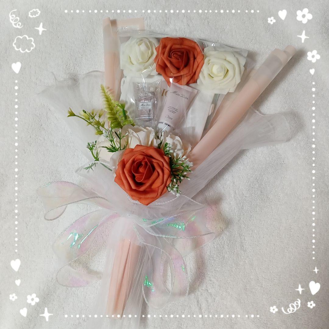 コスメブーケ　プルズ　結婚式　DIOR 　ギフトブーケ 01