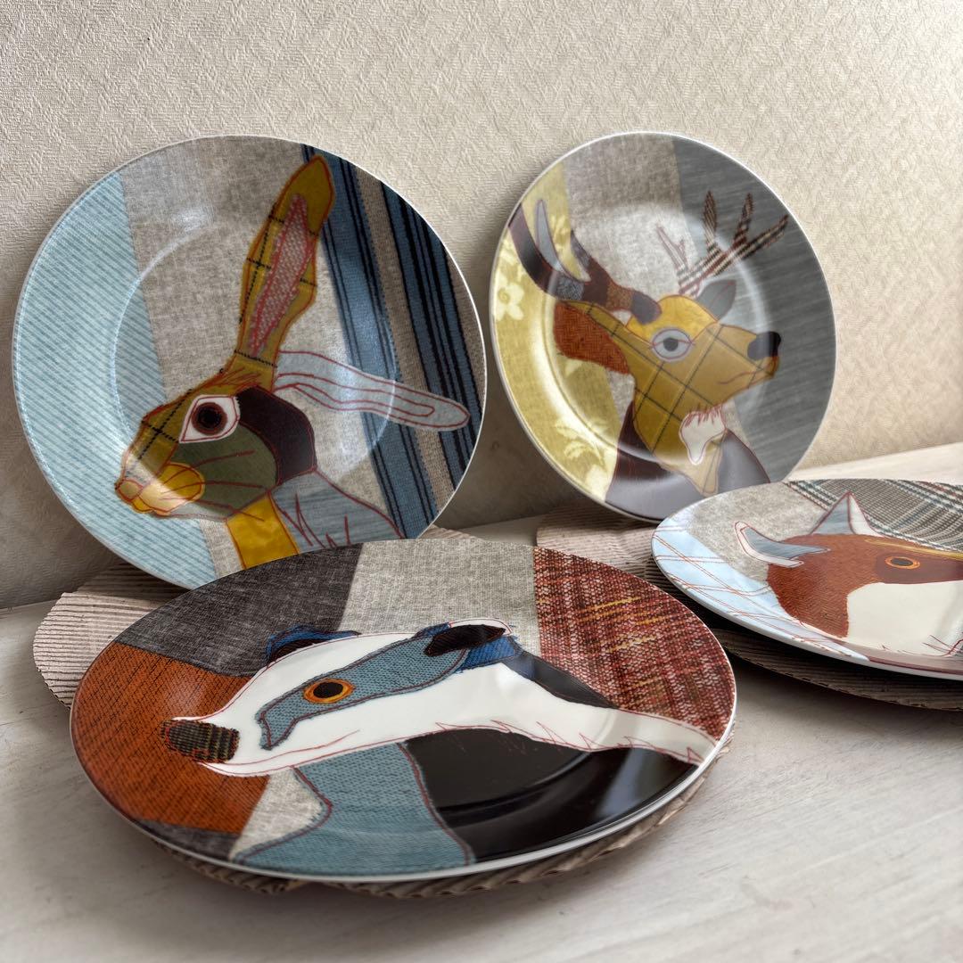 キャロラ・ヴァン・ダイク　ビースティーズ プレート4枚セット Magpie