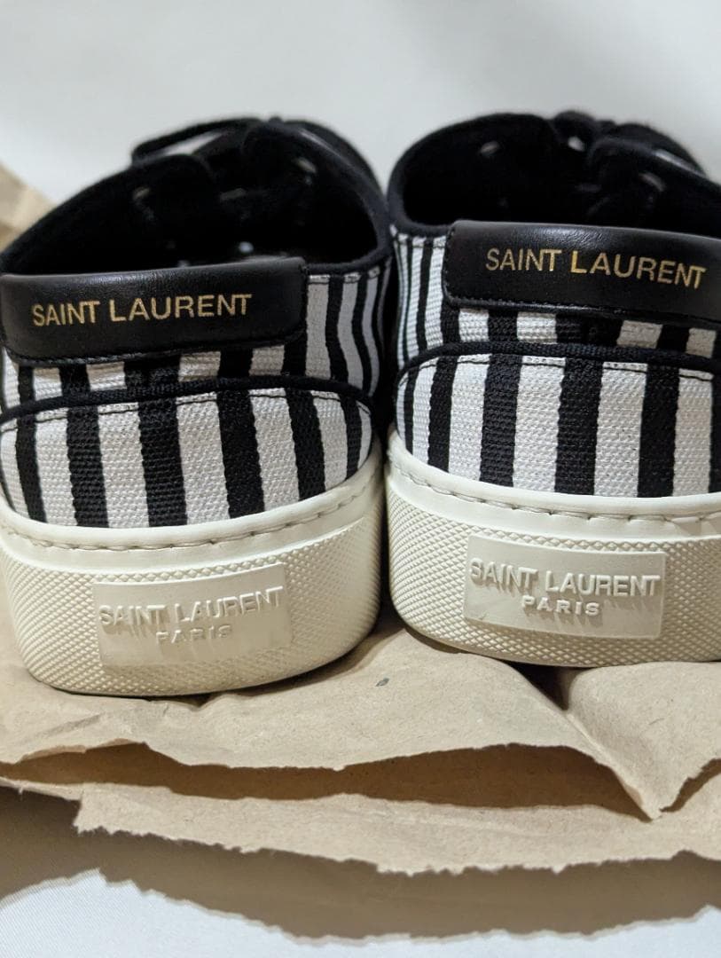 SAINT LAURENT ストライプスニーカー
