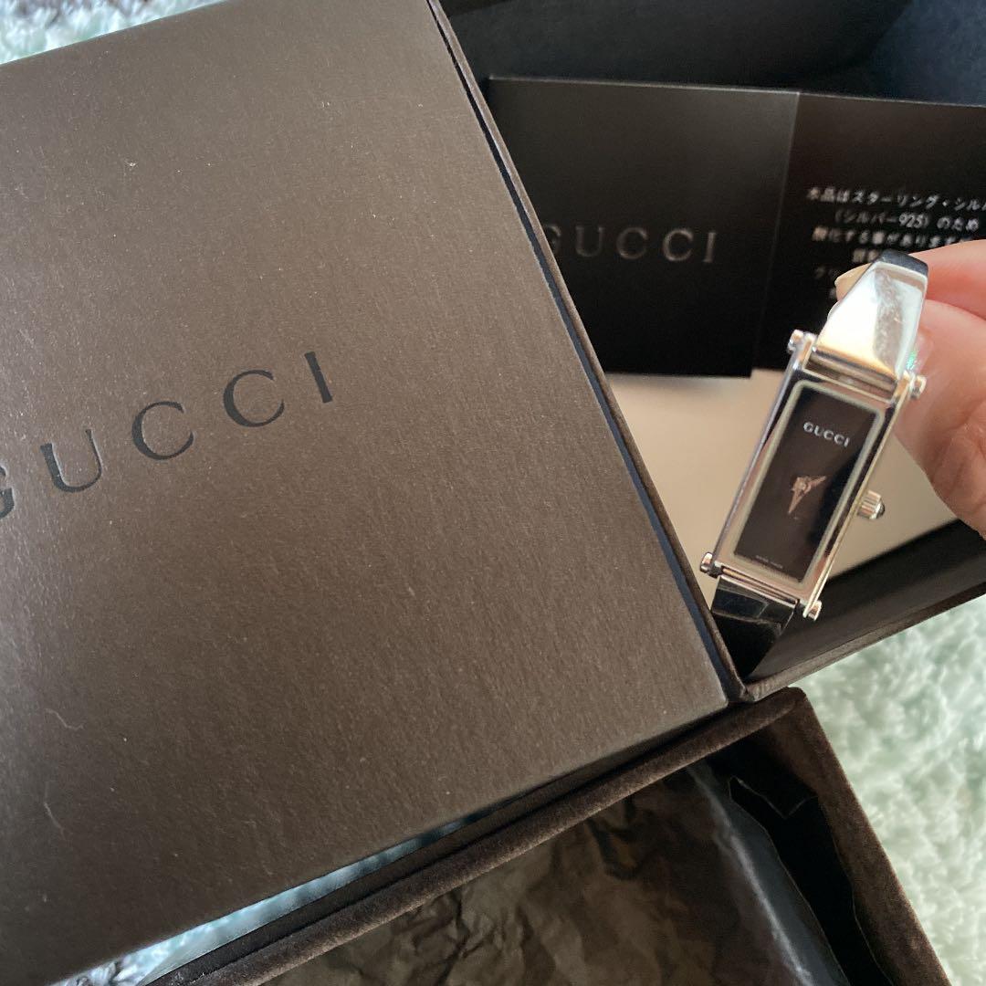 GUCCI 腕時計　レディース　箱、カードあり