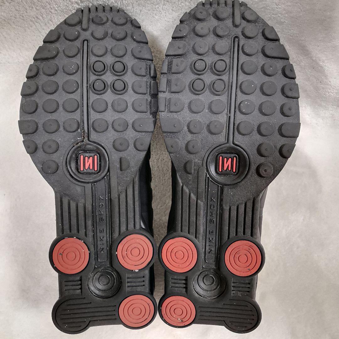 美品 ナイキ ショックスR4 オールブラック 24cm